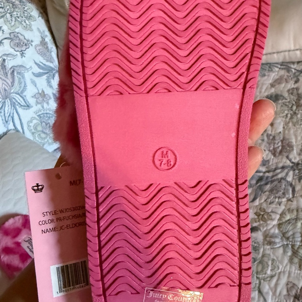 Juicy Couture Fuchsia Red Slippers - Picture 4 of 5